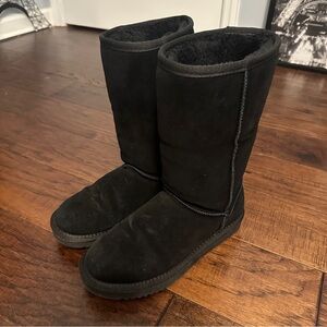 Dream Pairs Black Fuzzy Winter Boots *get them on sale before winter!